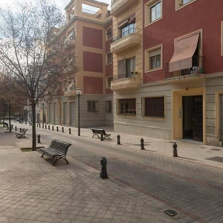 Precioso Piso En Paseo De La Bomba Free Parking Apartment Granada Luaran gambar